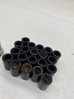 Subaru Impreza Wheel nuts & keys WRX STI 2003