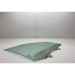 Range rover window glass front right drivers 2006 Land Rover