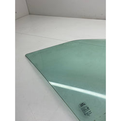 Range rover window glass front right drivers 2006 Land Rover