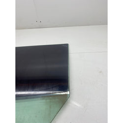 Range rover window glass rear left passenger tinted 2006 Land Rover