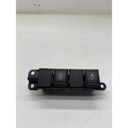 Nissan Juke Traction control switch Nismo RS 2016