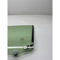 Toyota Yaris Window glass passenger left front GR 2021