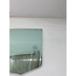 Nissan Juke window glass front left passenger Nismo RS 2016
