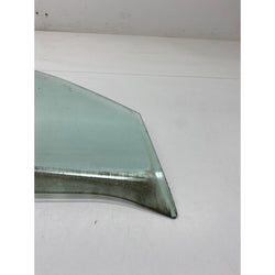 Nissan Juke window glass front right drivers Nismo RS 2016