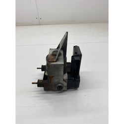 Vauxhall VX220 Abs pump 2002