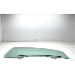 Renault Megane RS WIndow glass front right drivers MK3 2010