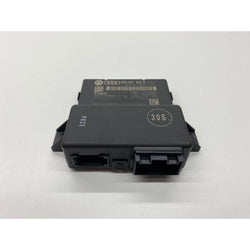 Audi RS4 B8 Gateway control module 2014