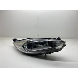 Ford Fiesta Headlight drivers right ST MK7 2014