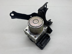 Toyota Yaris ABS pump unit module ecu GR 2022 44540-52B21