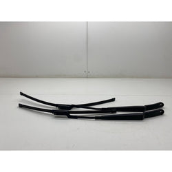 Vauxhall Astra J wiper arms with blades front pair windscreen VXR MK6 GTC 2012