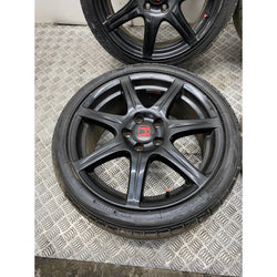 Honda Civic Alloy wheels & tyres Type R FN2 2007 225 40 18