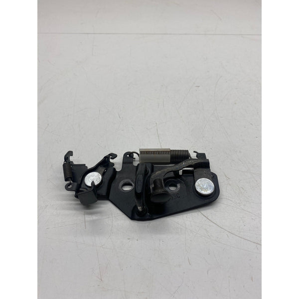 Nissan R35 Boot catch latch mechanism GTR 2009 GT-R | Torque Motors