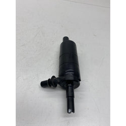 Audi S3 Windscreen washer pump 2015 8v