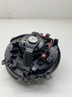 Volkswagen Golf Heater blower motor GTI MK8 VW 2022 5wc819021