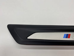 BMW M140i Sill cover trim left 2018 1 Series F20 25891810
