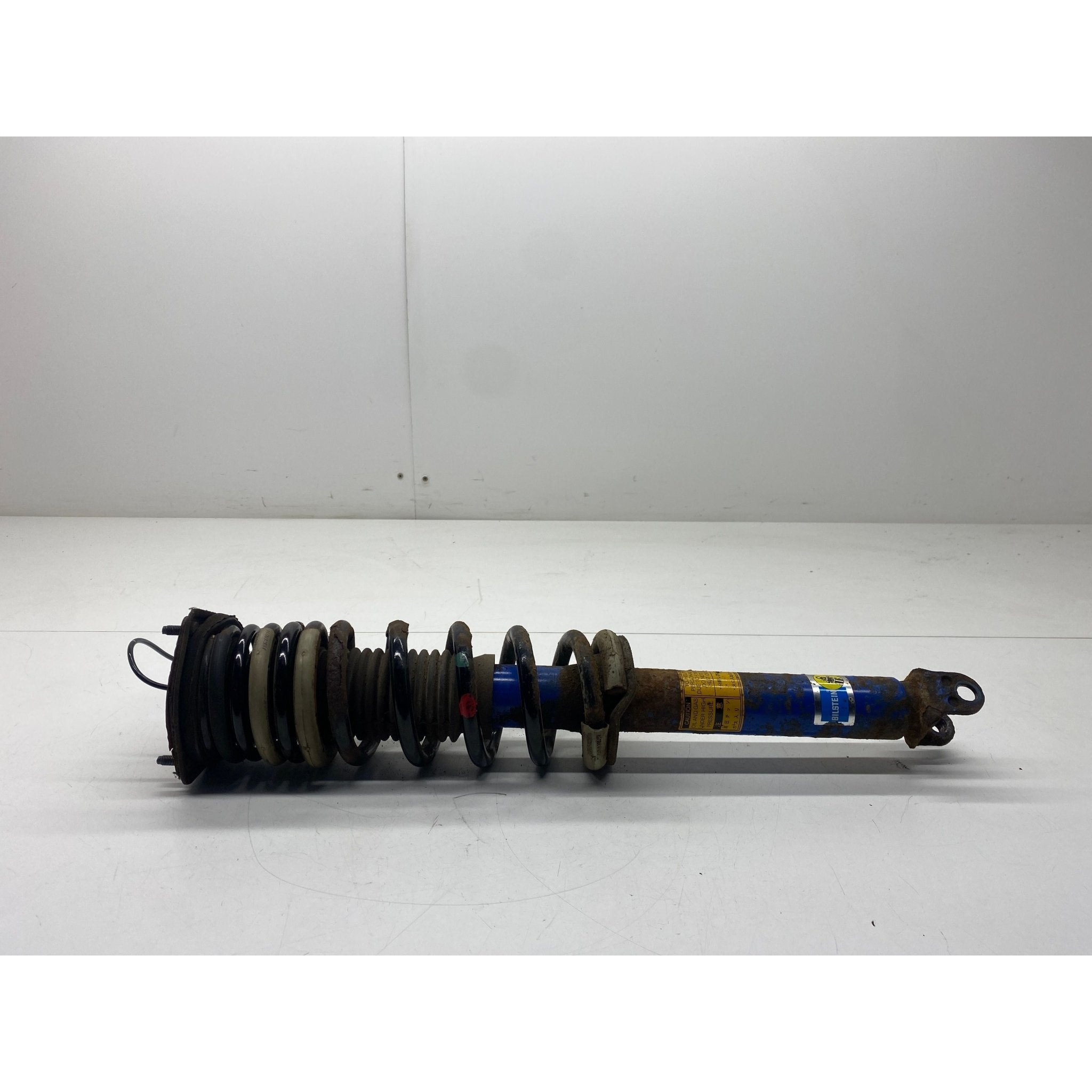 Nissan R35 Shock absorber rear GTR 2009 GT-R | Torque Motors