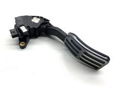 Nissan Juke throttle pedal Nismo RS 2015