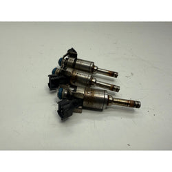 Nissan Juke fuel injectors x3 Nismo 2016 1.6 petrol 0261500