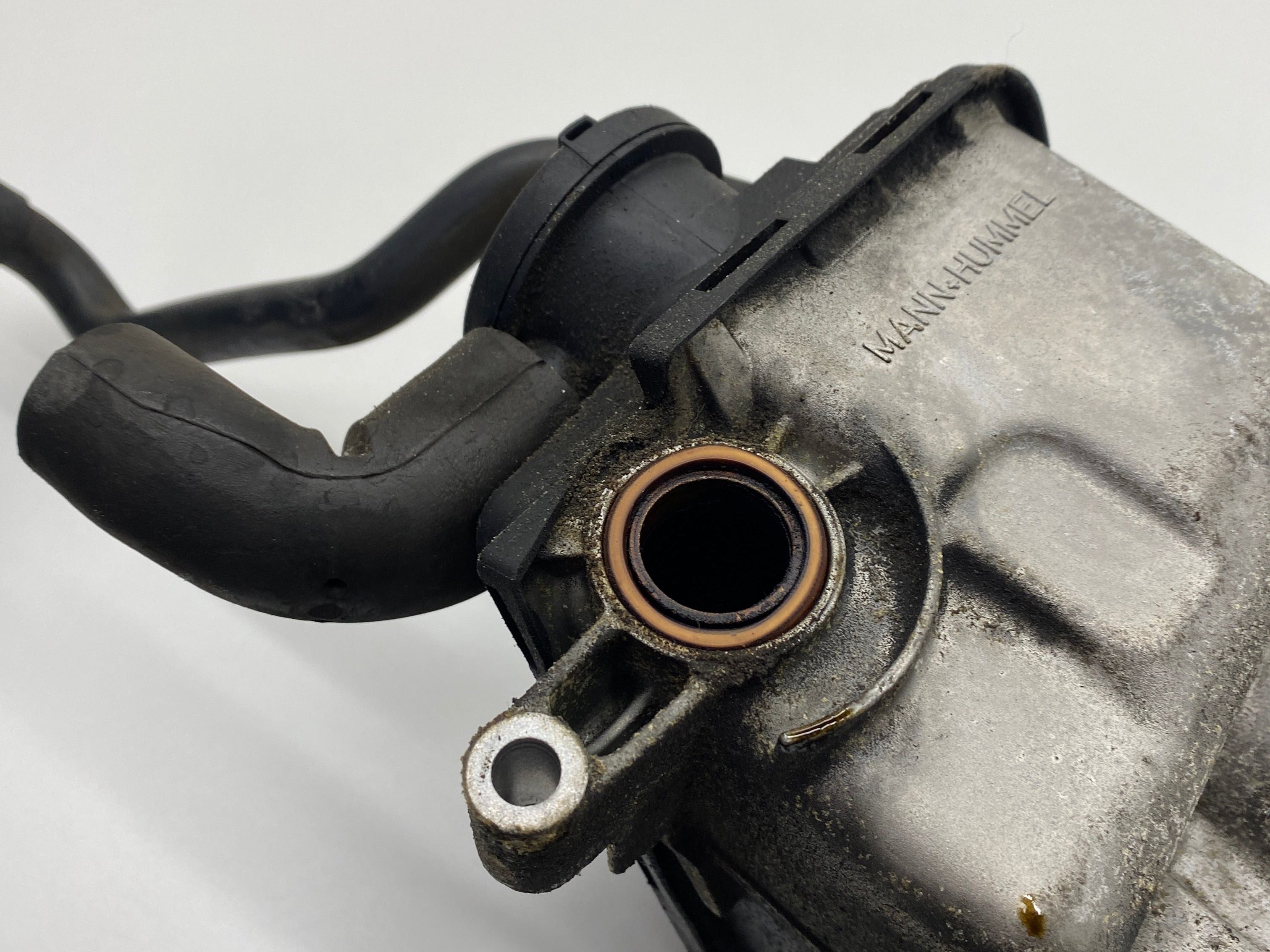 Ford Focus ST oil filter housing MK2 2010 30788494 Torque Motors