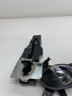 Nissan juke Door lock & handle front right drivers Nismo RS 2015