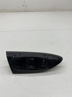 Nissan juke Window switch front right RS 2015