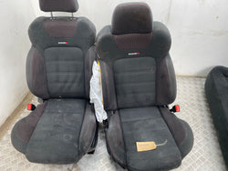 Nissan juke Seats front & rear RS 2015