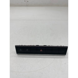 Audi A3 Centre console switches S line 8p 2011