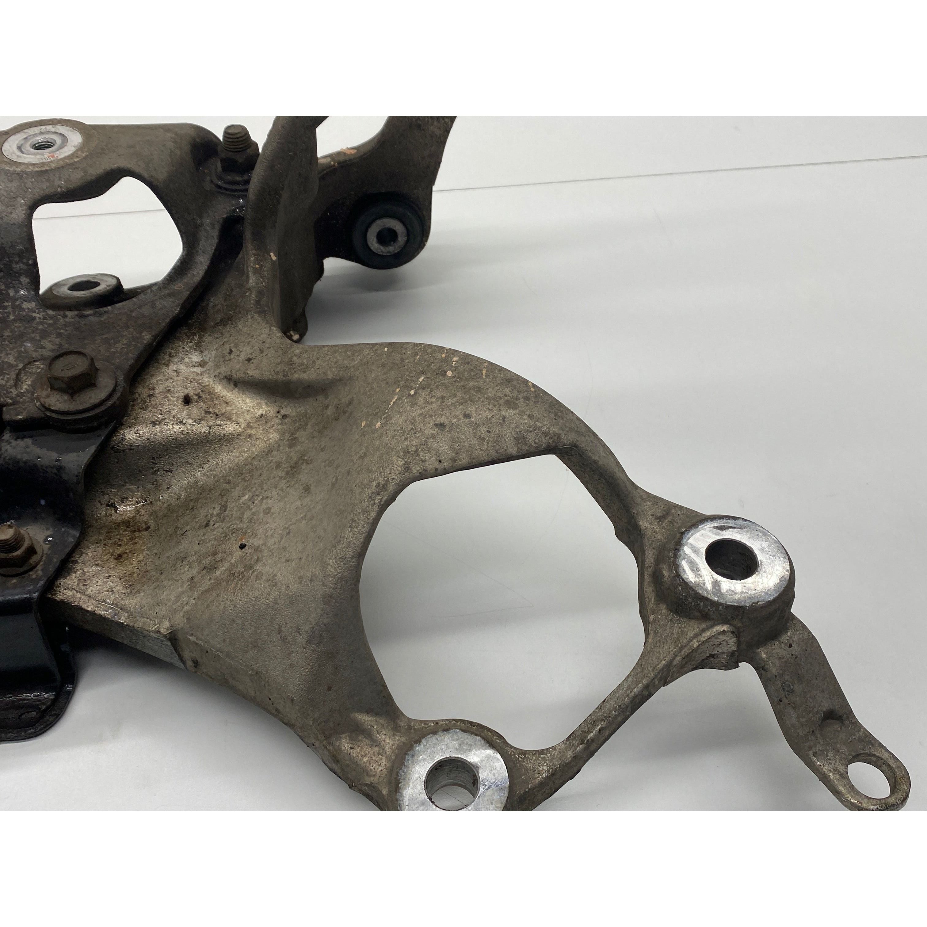 Honda Civic subframe front Type R FN2 2009 | Torque Motors