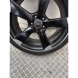Audi S3 Alloy wheel rotor & tyre 8V 2015 235 35 19