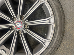 Renault Megane Alloy wheel & tyre RS MK4 2019 235 40 18