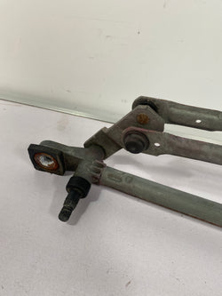 Ford Focus ST wiper motor linkage front 2006