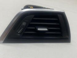 BMW M140i dashboard air vent drivers right 2019 1 Series