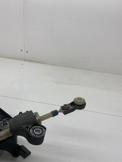 Volkswagen Golf GTI gear shifter selector unit linkage 2.0 TSi 2019 MK7.5 5Q0407272ER