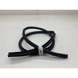 Mitsubishi Evolution Door sill rubber seal front right Evo 8 2003