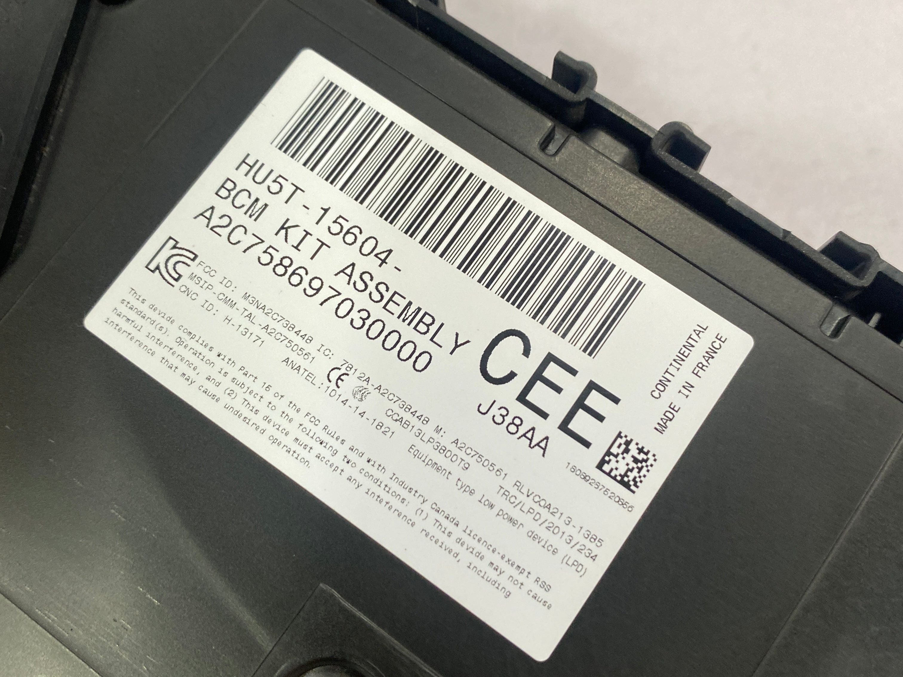 Ford Ranger body control module fuse box HU5T15604 2019 Wildtrak