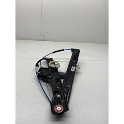 BMW M3 Window motor regulator front right F80 2015 3 Series