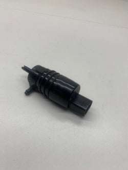 BMW M140i screen wash pump B58 2019 1 Series