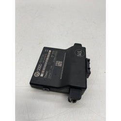 Audi S3 Gateway control module 8P 2008
