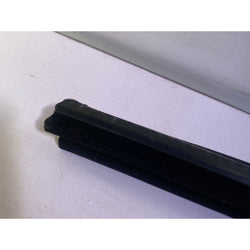 Audi RS6 window rubber seal right front door 4g0837480 C7 Performance 2017