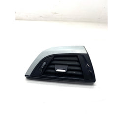 BMW M140i Dash air vent right side 2017 1 Series F20