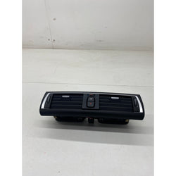 BMW M140i Centre dash air vent 2017 1 Series F20
