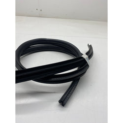 Mitsubishi Evolution Door sill rubber seal front left passenger Evo 9 2006 Lancer
