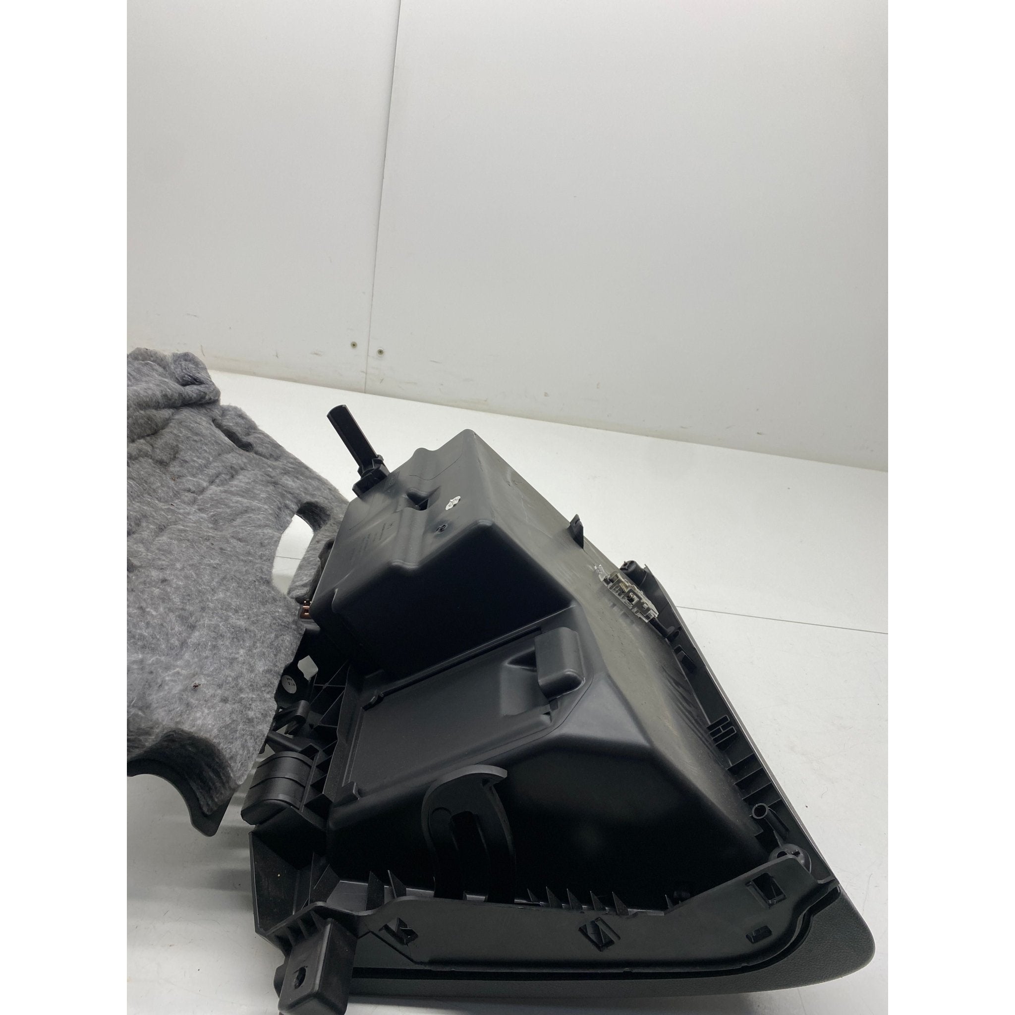 Astra J VXR Glove box GTC MK6 2013 | Torque Motors