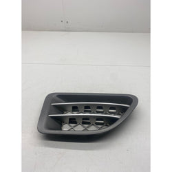Range rover wing vent grill drivers right 2006 Land Rover