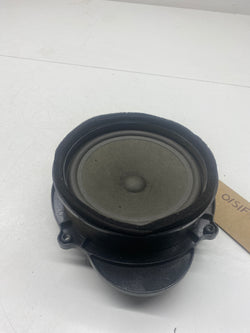 Range rover speaker front right 2006 Land Rover