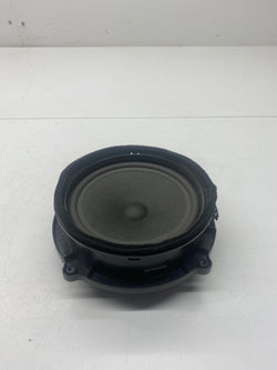 Range rover speaker rear right 2006 Land Rover