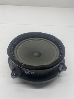 Range rover speaker rear right 2006 Land Rover