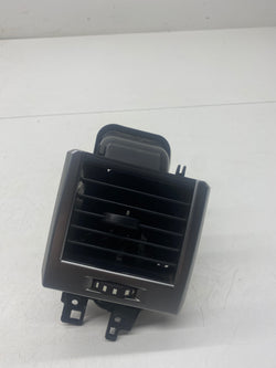 Range rover dashboard air heater vent 2006 Land Rover