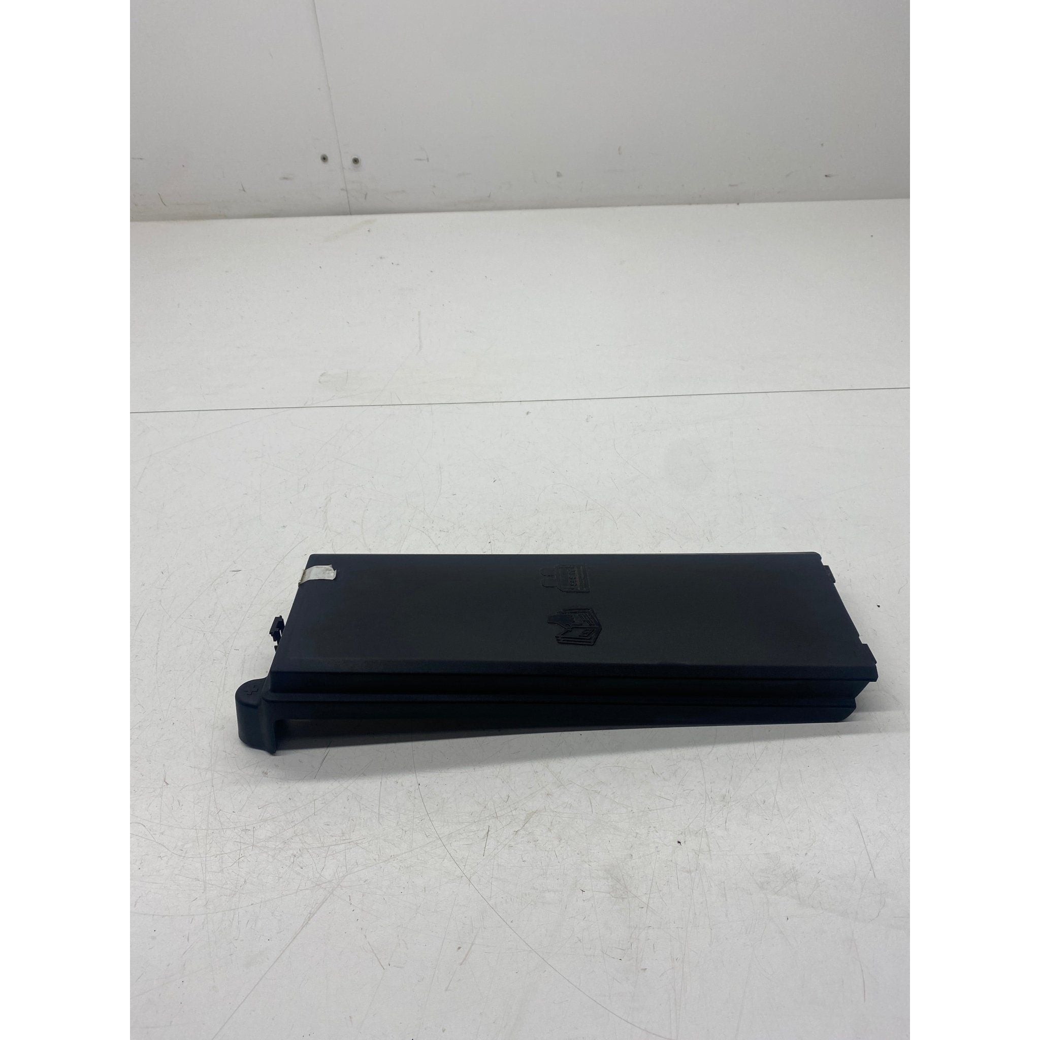 Range rover fuse box cover 2006 Land Rover | Torque Motors