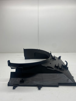 Range rover radiator fan cover trim 2006 Land Rover